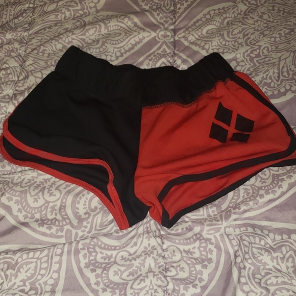 DC Comics Pants - Harley Quinn Swim Shorts sz L